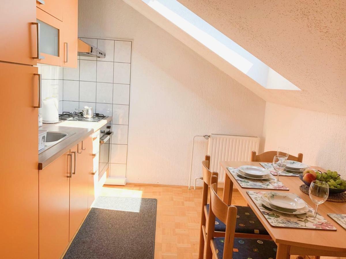 Ela'S Apartment Komenda Eksteriør billede