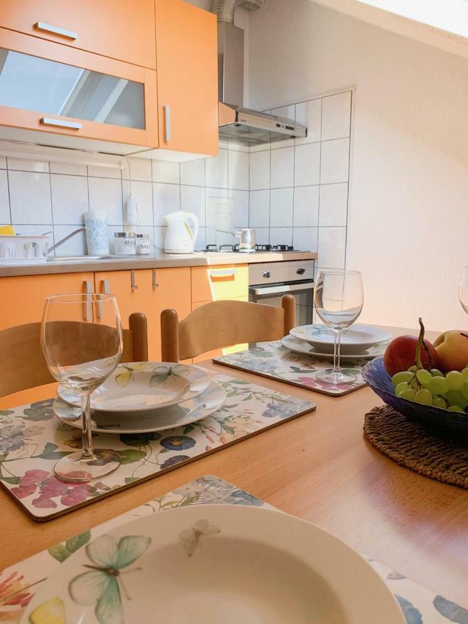 Ela'S Apartment Komenda Eksteriør billede